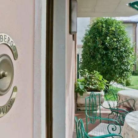 Trattoria Lovise Hotel